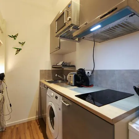 Le Petit - Confortable Avec Parking Apartment